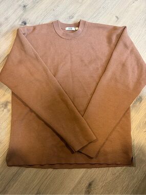 Uniqlo Brown Crewneck Sweater